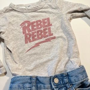 Cotton ON David Bowie Rebel Rebel long sleeve onesie 3-6 months